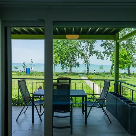 Appartement Andruzi *